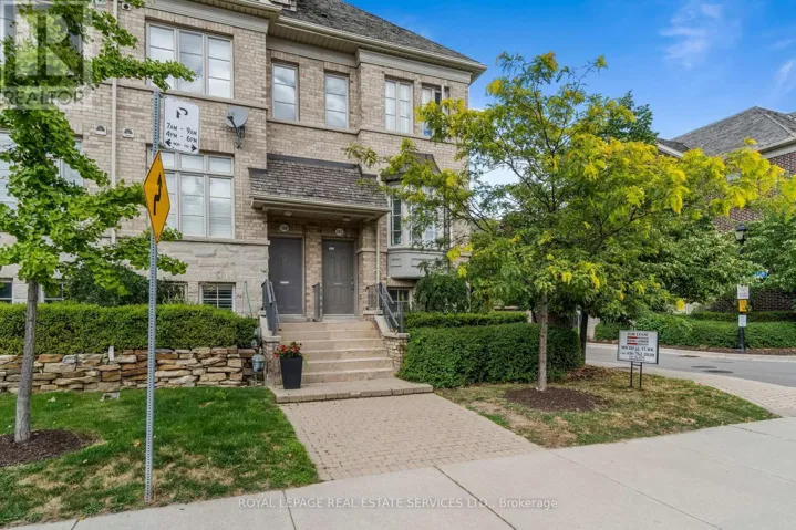 122 SIX POINT ROAD, Toronto (Islington-City Centre West), Ontario M8Z0A1