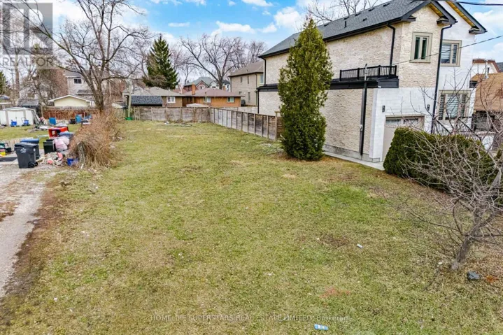 1073 WESTMOUNT AVENUE, Mississauga (Lakeview), Ontario L5E1X5