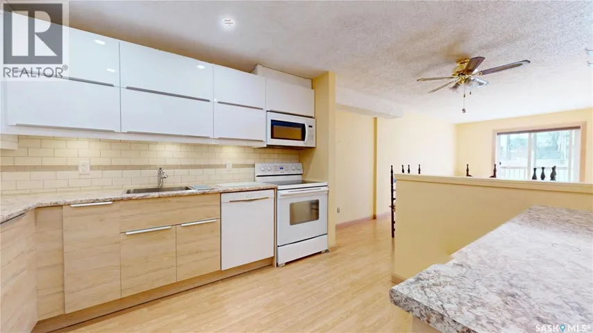 107 2727 VICTORIA AVENUE, Regina, Saskatchewan S4T1K4