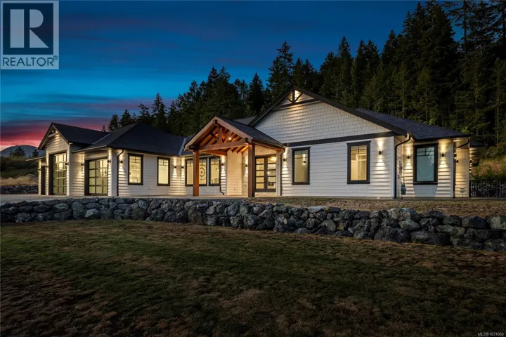 6127 Chase Dr, Port Alberni, British Columbia V9Y0C2