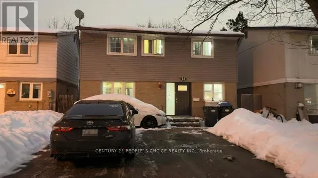 11 HABITAT SQUARE, Brampton (Central Park), Ontario L6S1X7