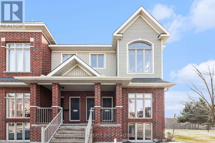 4 - 579 REARDON PRIVATE, Ottawa, Ontario K1V2K9