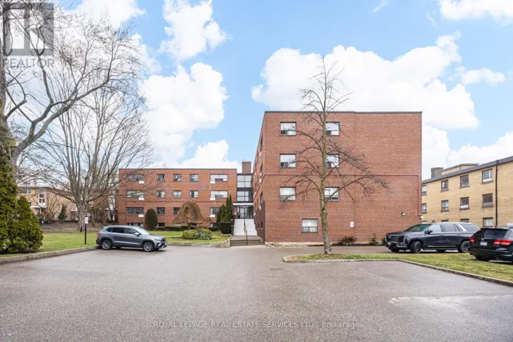206 - 101 COE HILL DRIVE, Toronto (High Park-Swansea), Ontario M6S3E3