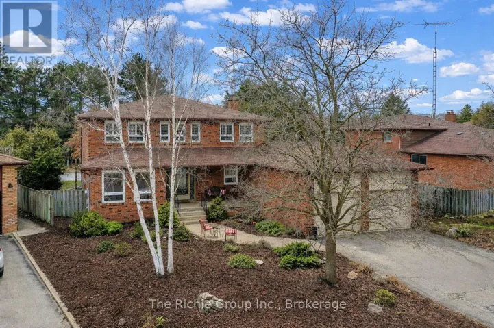 75 MARILYN STREET, Caledon (Caledon East), Ontario L7C1H7