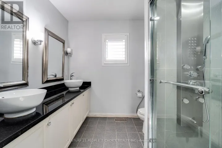 3841 PERIWINKLE CRESCENT, Mississauga (Lisgar), Ontario L5N6W8