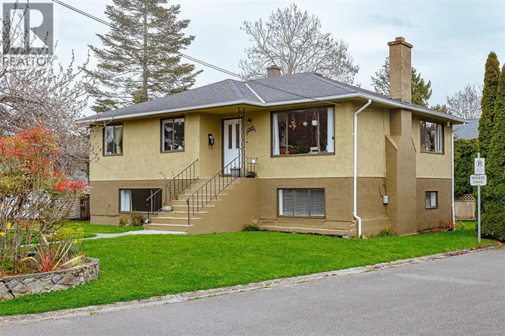 1905 Richardson St, Victoria, British Columbia V8S1S3