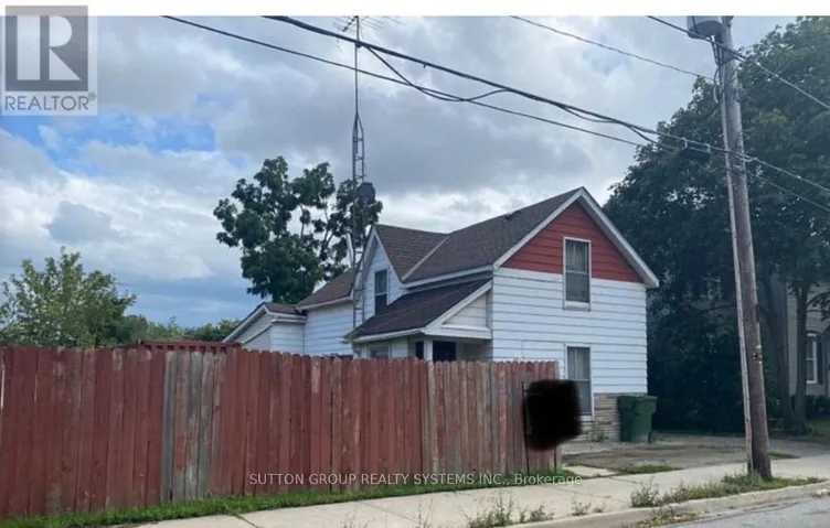 392 PEARL STREET, Milton (OM Old Milton), Ontario L9T1M8