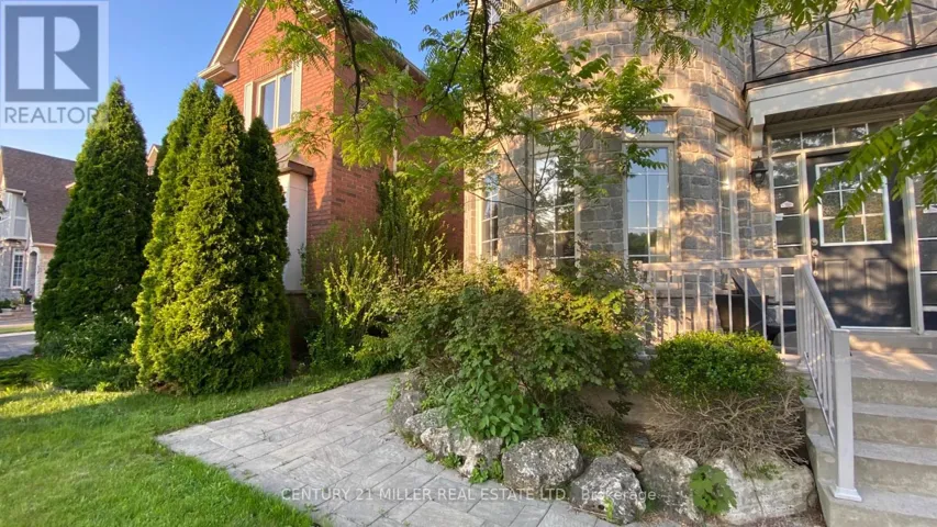 3384 - 3384 SPRINGFLOWER WAY, Oakville (BR Bronte), Ontario L6L6V1