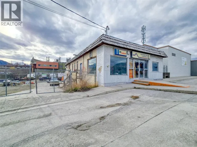 403 7th Avenue, Invermere, British Columbia V0A1K4