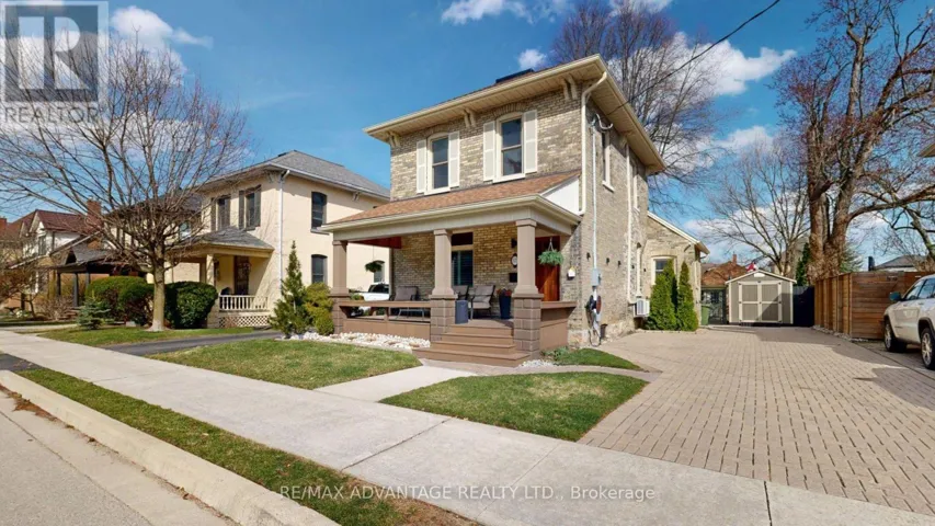 57 QUEEN STREET, St. Thomas, Ontario N5R3J4