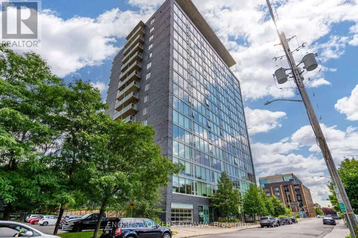 701 - 300 LISGAR STREET, Ottawa, Ontario K2P0E2