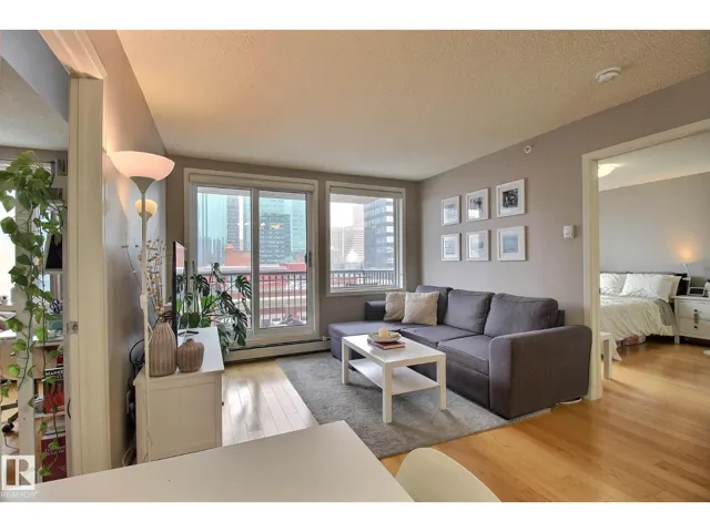 #803 10180 104 ST NW, Edmonton, Alberta T5J1A7