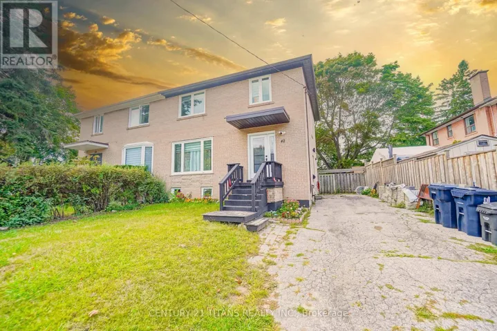 42 PIXLEY CRESCENT, Toronto (West Hill), Ontario M1E3G6