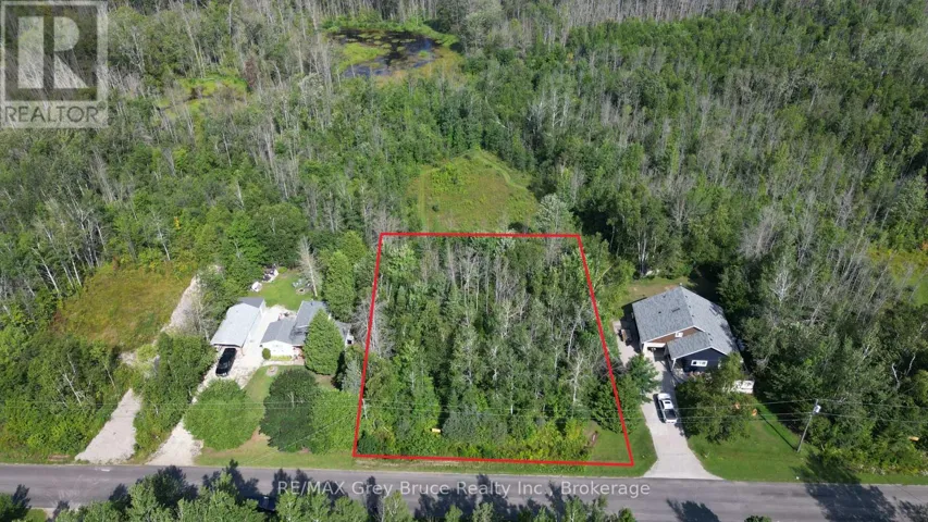 127 MAPLE DRIVE, Northern Bruce Peninsula, Ontario N0H1Z0