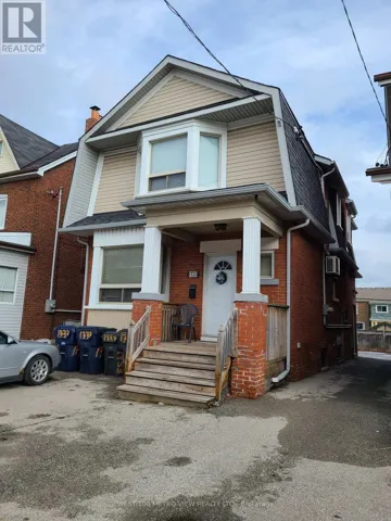 1733 DUFFERIN STREET, Toronto (Oakwood Village), Ontario M6E3N9