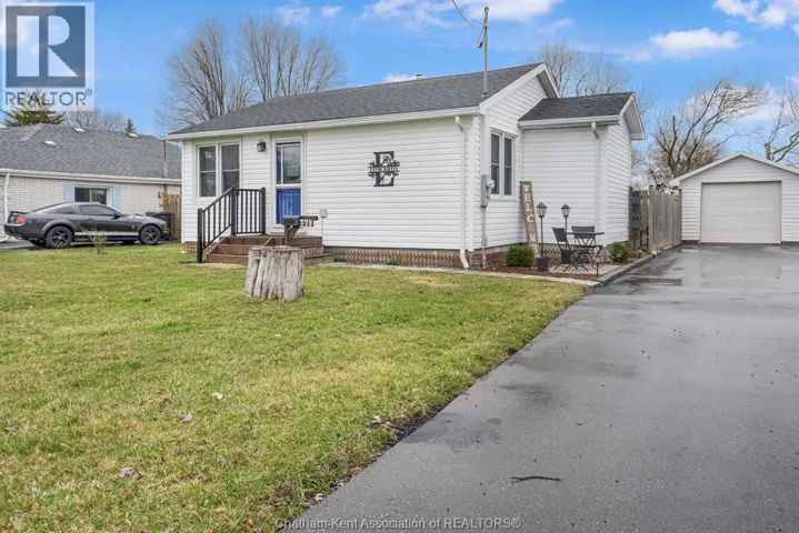 779 Albert STREET, Wallaceburg, Ontario N8A1Y8