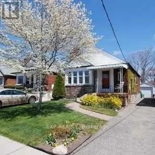11 FAIRSIDE AVENUE, Toronto (Danforth Village-East York), Ontario M4C3G8
