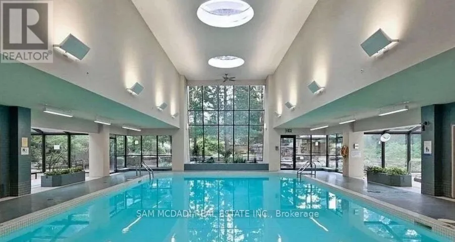 2205 - 24 HANOVER ROAD, Brampton (Queen Street Corridor), Ontario L6S5K8