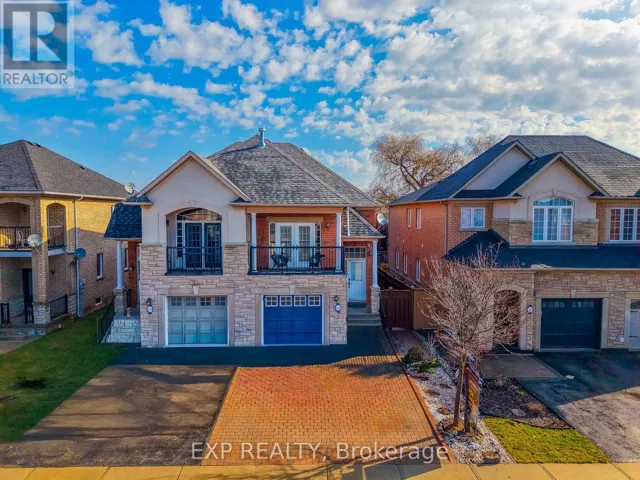 2305 NEWCASTLE CRESCENT, Oakville (WT West Oak Trails), Ontario L6M4P5
