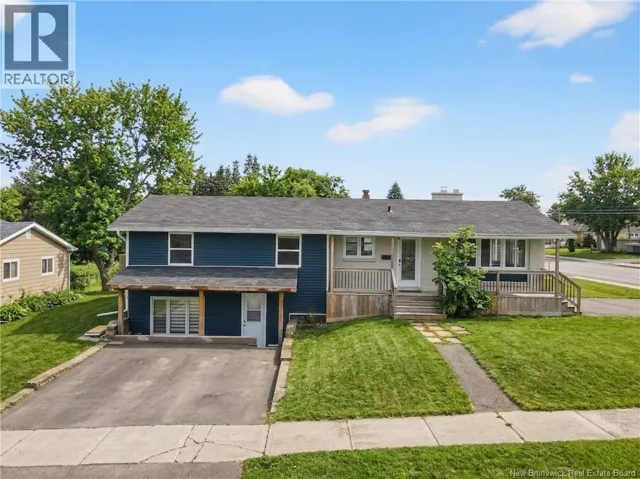 6 Kenmore Drive, Moncton, New Brunswick E1A4J6