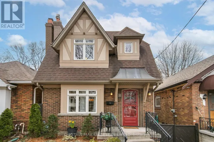 12 CHILTON ROAD, Toronto (East York), Ontario M4J3C6