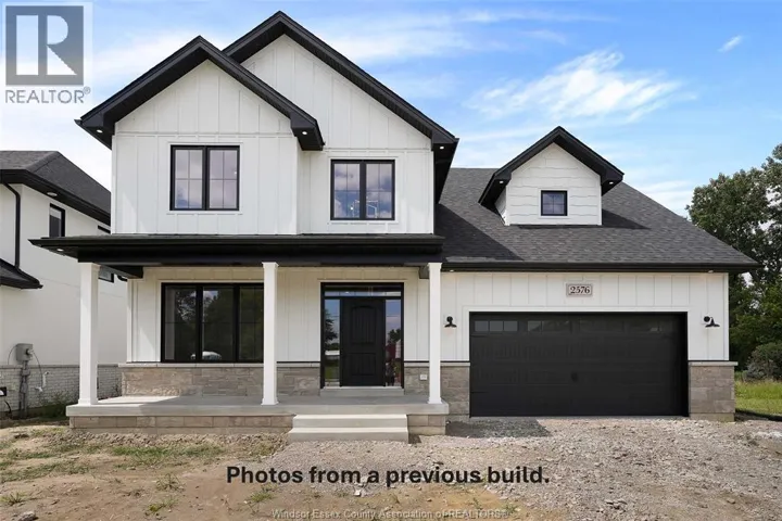 120 BLOOMINGTON, Chatham, Ontario N7L0H3