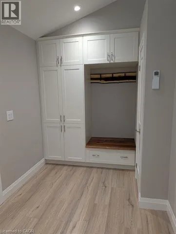 1093 GALLAGHER Road Unit# A, Burlington, Ontario L7T2M7