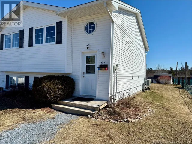 61 Downsview Drive, Saint John, New Brunswick E2M7X4