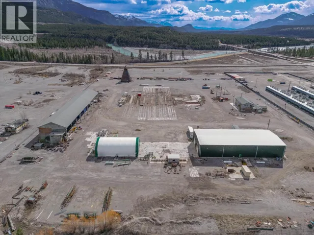 9100 Grainger Road, Canal Flats, British Columbia V0B1B0