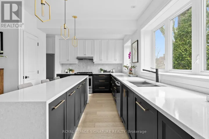 47 DON VALLEY DRIVE, Toronto (Broadview North), Ontario M4K2J1