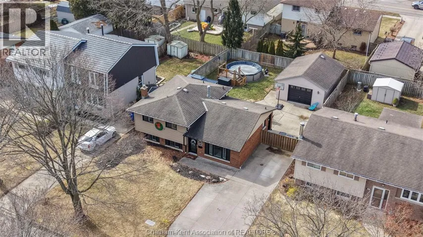 44 ROSSINI CRESCENT, Chatham, Ontario N7L4N3