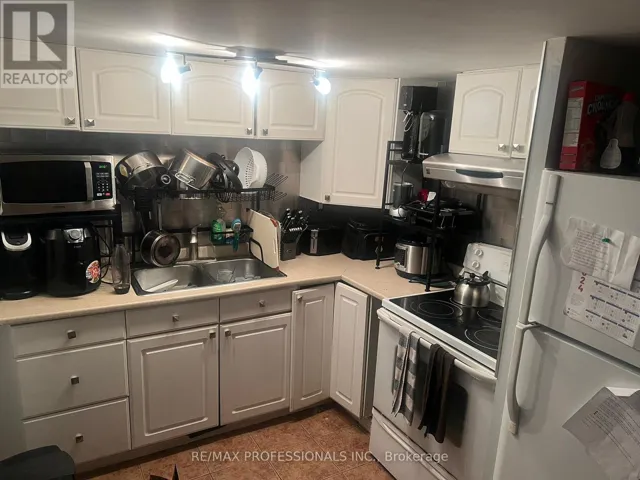 BSMT - 7 BLAKETON COURT, Brampton (Vales of Castlemore), Ontario L6P1G4