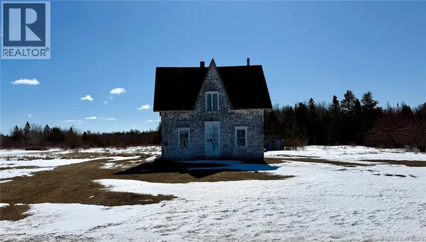 1822 Route 310, Cap-Bateau, New Brunswick E8T3K9