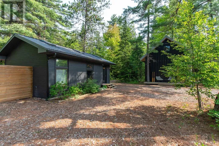 204 OGIMAH ROAD, Native Leased Lands, Ontario N0H2T0