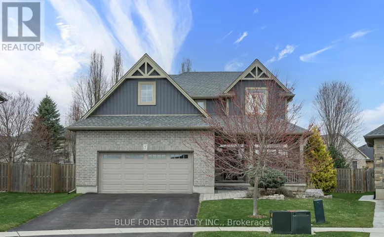 7 ST ANDREWS DRIVE, St. Thomas, Ontario N5R0G2