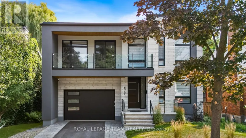 679 BROADVIEW AVENUE, Ottawa, Ontario K2A2L9