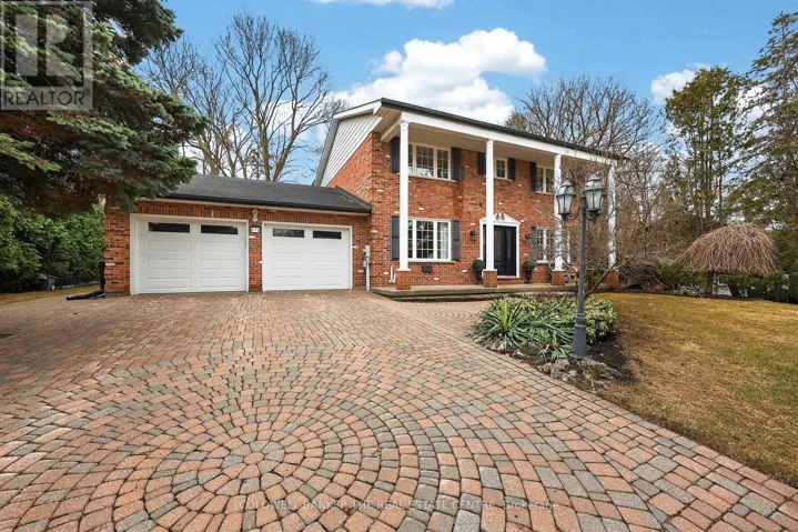 172 MILLARD AVENUE, Newmarket (Central Newmarket), Ontario L3Y1Z2