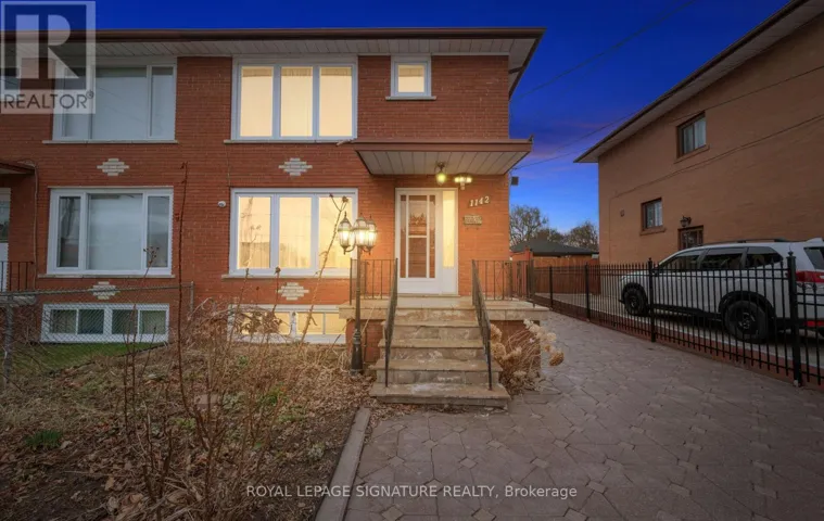 1142 ALEXANDRA AVENUE, Mississauga (Lakeview), Ontario L5E2A5