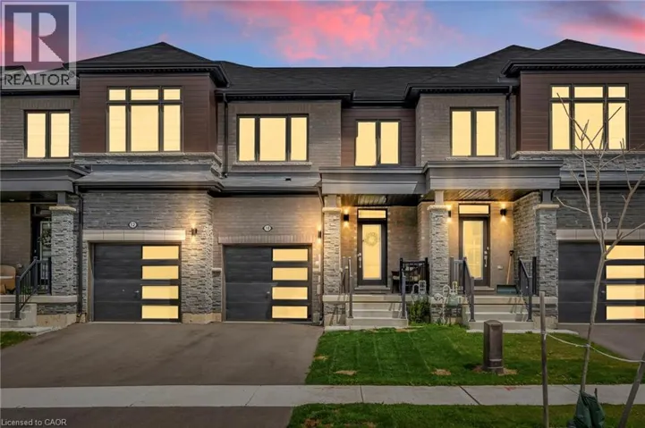 10 OWL Lane, Caledonia, Ontario N3W0G4