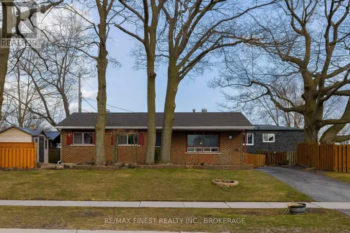 628 STANFORD STREET, Kingston (South of Taylor-Kidd Blvd), Ontario K7M6A1