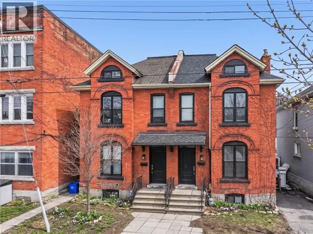27 ASHLEY Street, Hamilton, Ontario L8L5S5
