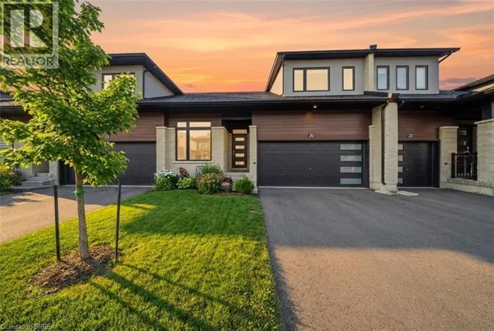30 BENSLEY Lane, Hamilton, Ontario L9C0E7