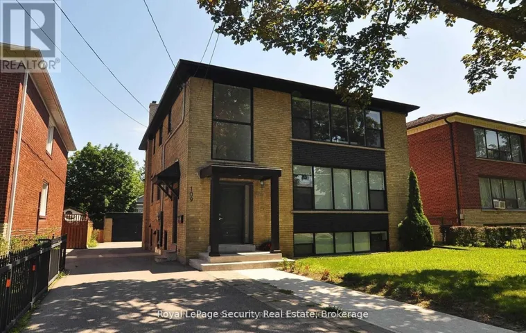 2 - 109 STEPHEN DRIVE, Toronto (Stonegate-Queensway), Ontario M8Y3M8