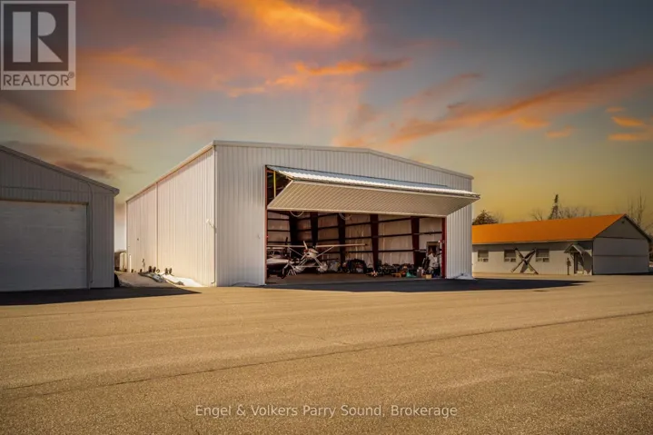 14 HANGAR ROAD, Seguin, Ontario P2A0B2