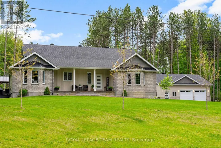 108 ROYAL TROON LANE, Ottawa, Ontario K0A1T0