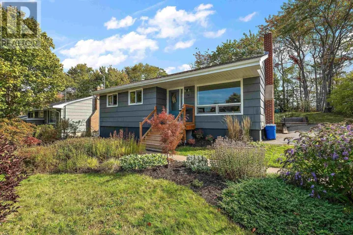 24 Canary Crescent, Halifax, Nova Scotia B3M1R1