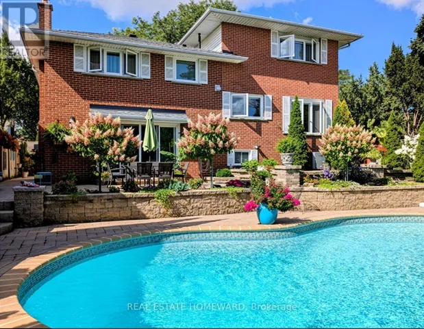 3532 PINESMOKE CRESCENT, Mississauga (Applewood), Ontario L4Y3L3
