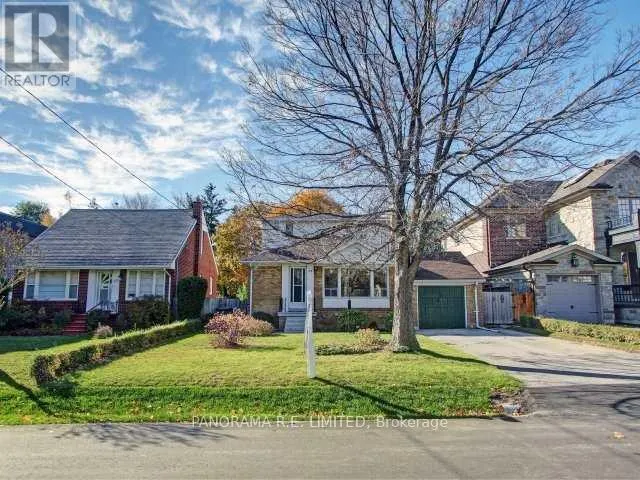 34 AGAR CRESCENT, Toronto (Islington-City Centre West), Ontario M9B5A6