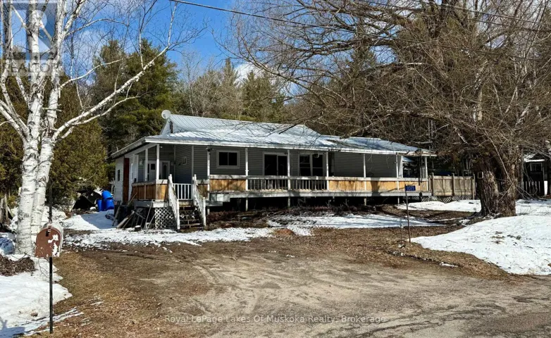 1071 NAISMITH ROAD, Bracebridge (Macaulay), Ontario P1L1X4