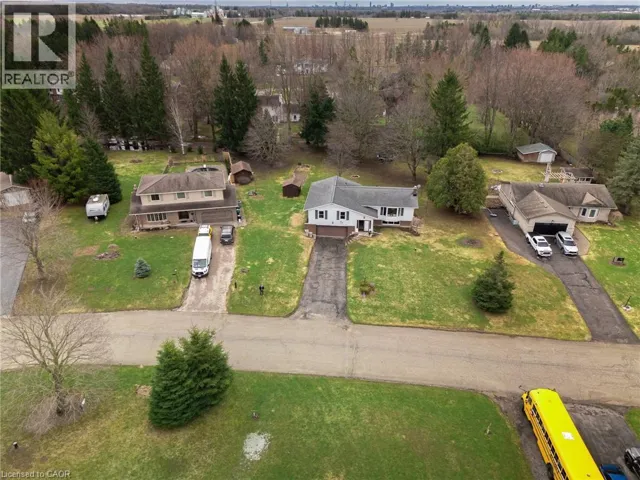27 SUNSET Drive, West Montrose, Ontario N0B2V0